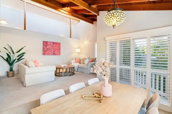 Holiday Season Staging: Why December & January Can Be the Best Time to Sell