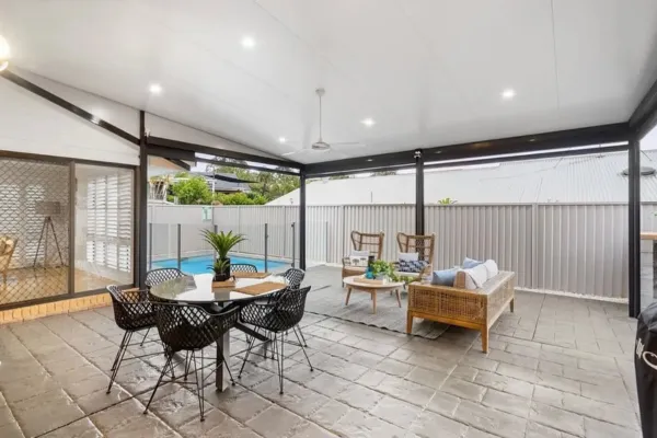Beat the Brisbane Heat: Summer Styling Tips Buyers Will Love