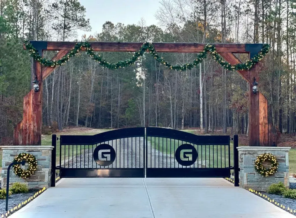 Traditional Driveway Gate Design