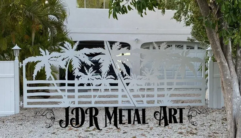 Driveway gates Florida keys with palm trees
