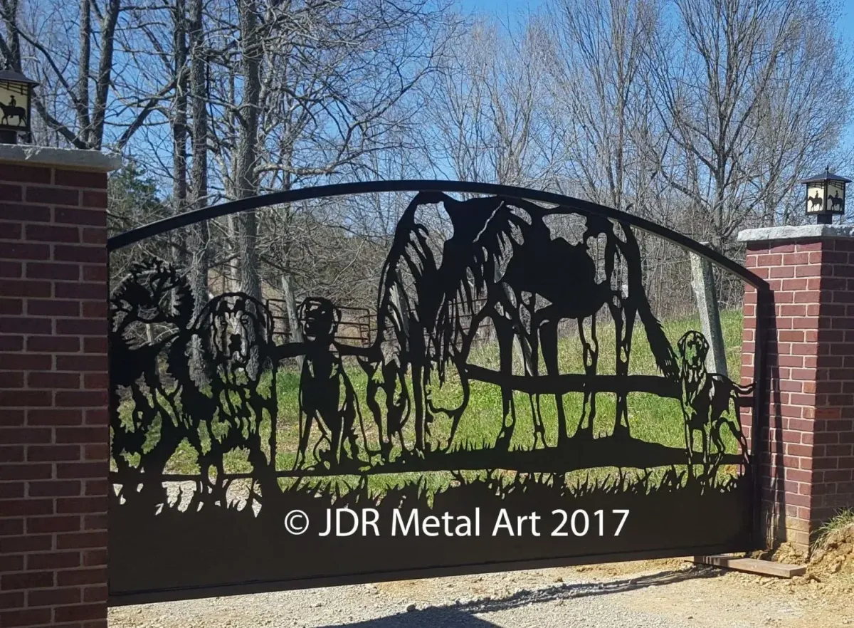 Horse style driveway gates