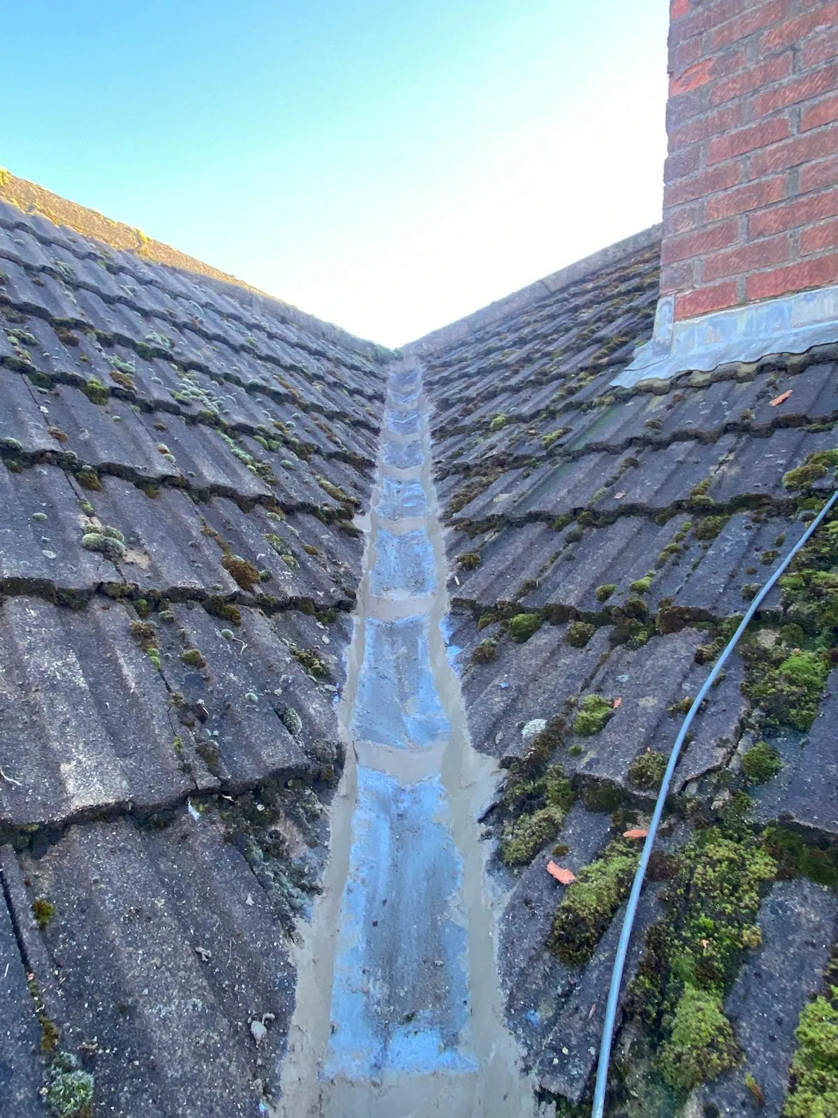 Completed tile repair by Willshaw’s Property Services