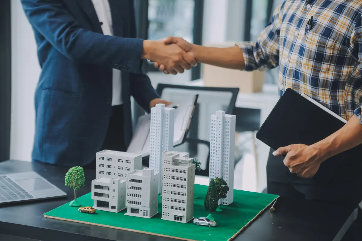 Handshake to convey Client Relationships in Construction Business