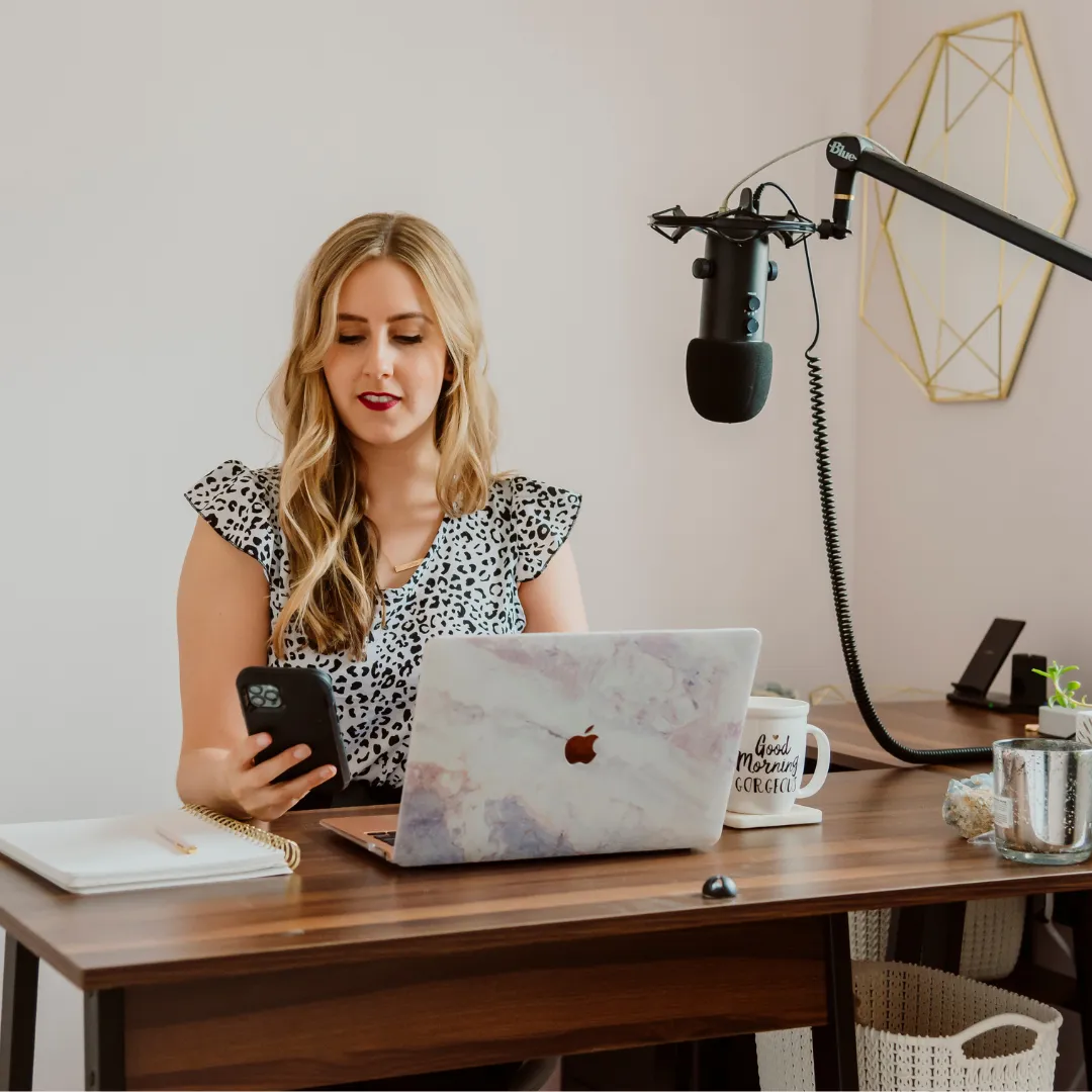 Mastering LinkedIn for Professional and Podcast Growth: A Comprehensive Guide