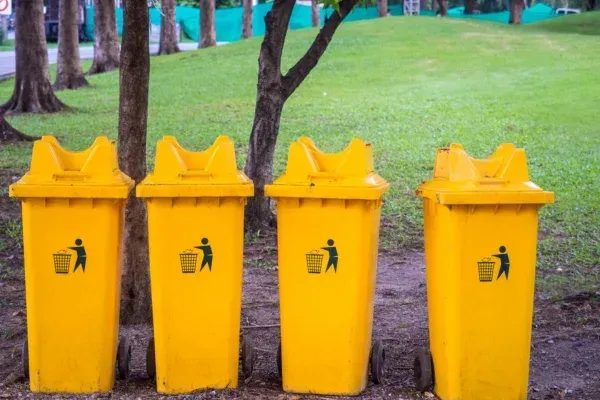 5 Reasons Your Tampa, FL Home Needs Routine Trash Can Sanitizing | Expert Tips for Homeowners