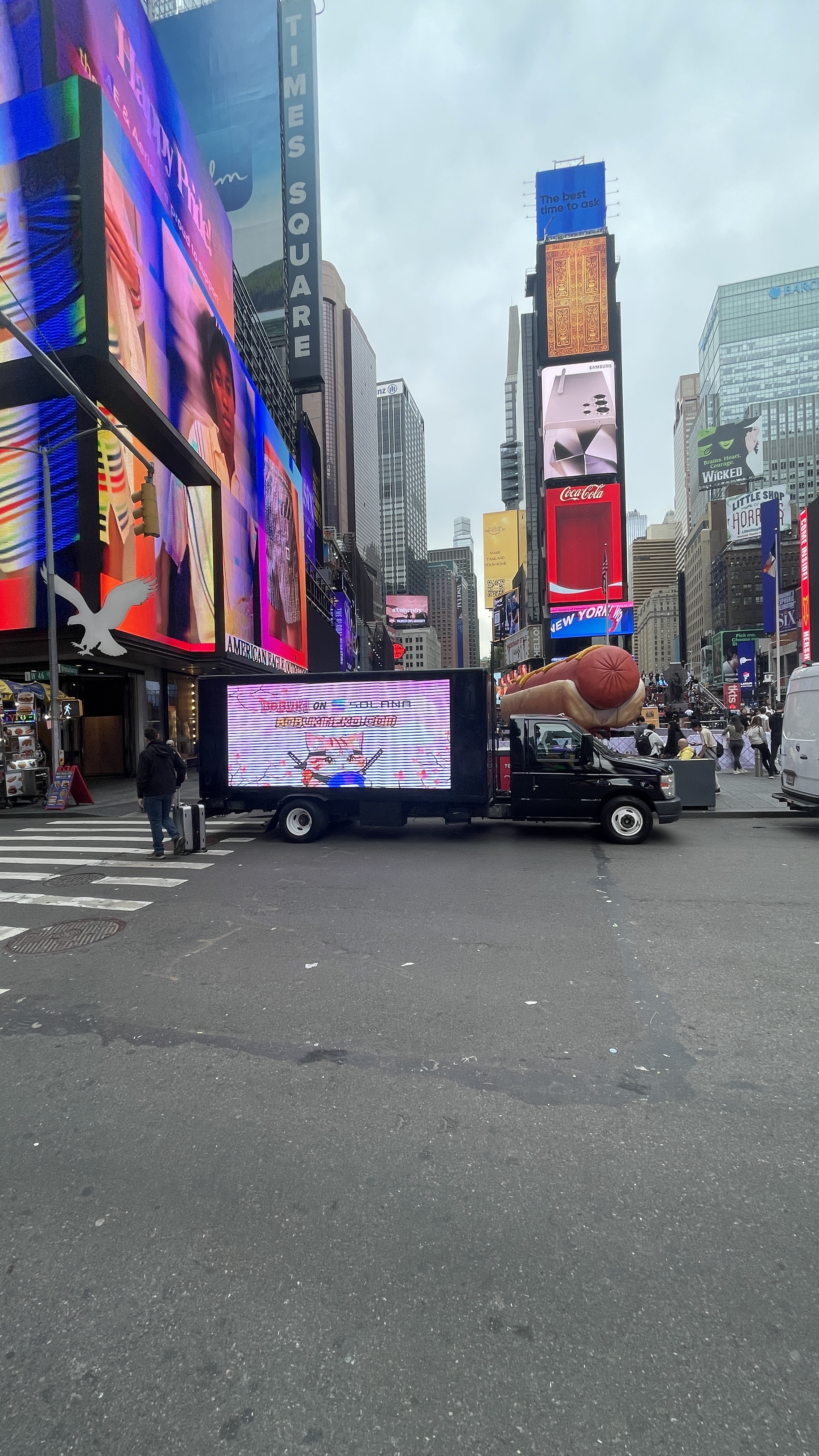 led billboard in times square