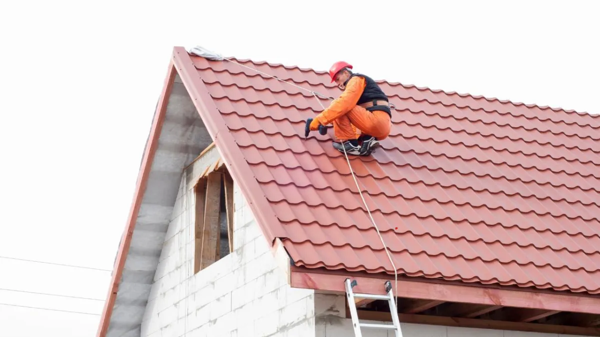 Red Flags to Watch Out for When Comparing Roofing Quotes