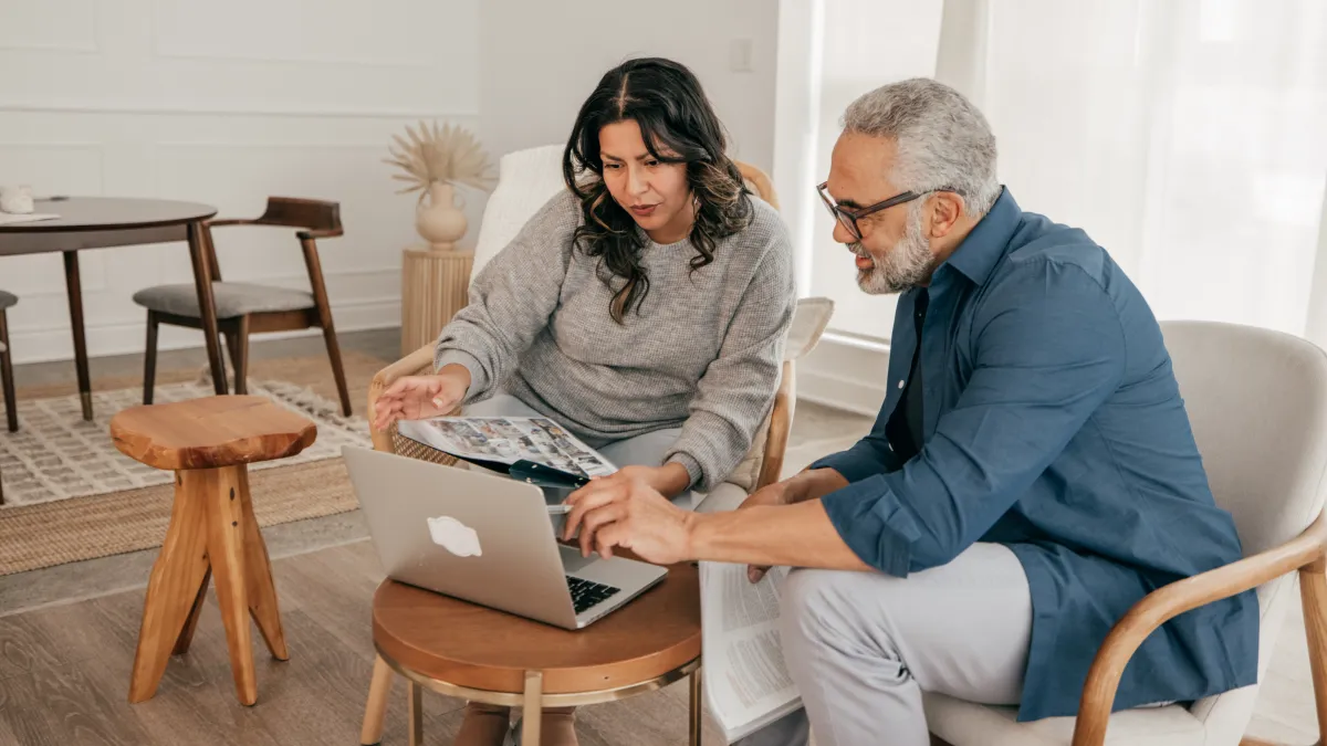 Roth vs Traditional IRA: Which One Should You Prioritize? | SLD Solutions