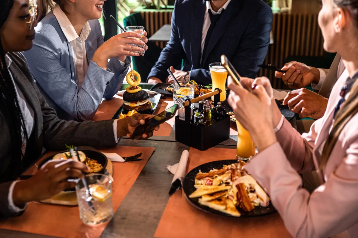 Offer Online Reservations: Boost Efficiency and Customer Satisfaction