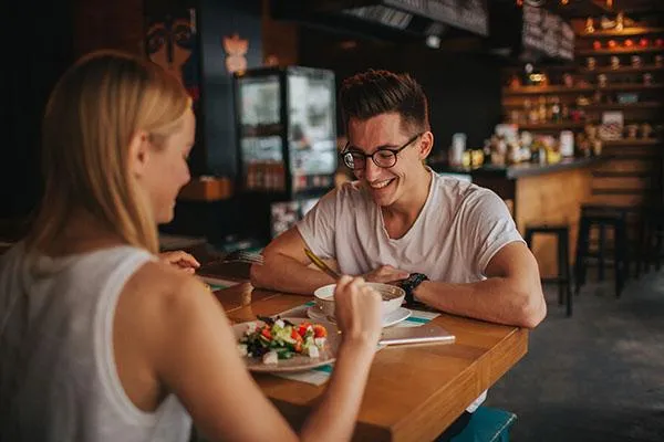 conservative-couple-first-date