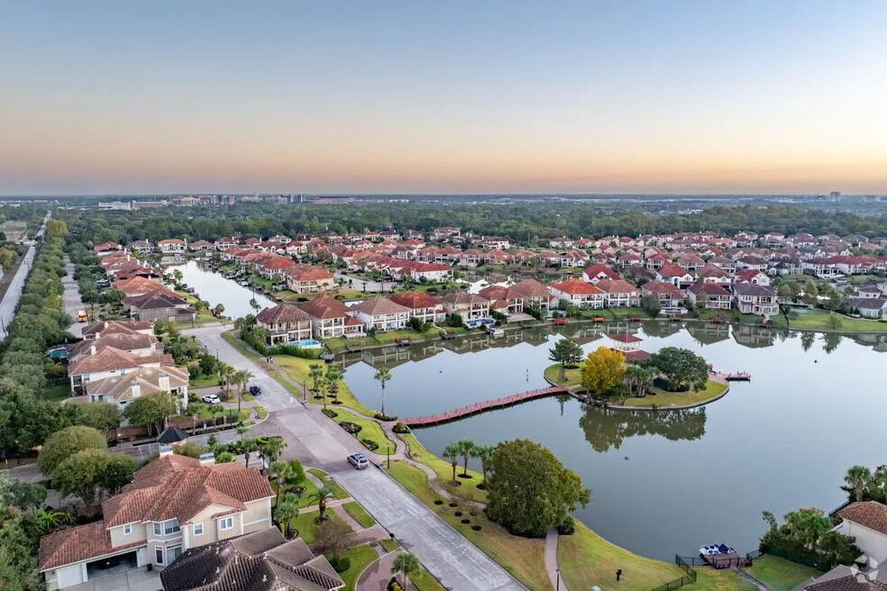 Windsor Park Lakes, Houston, TX