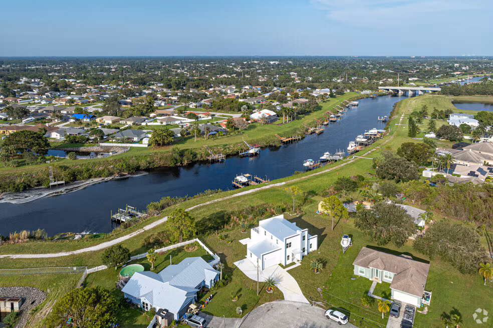 Cashmere Cove, Port Saint Lucie, FL