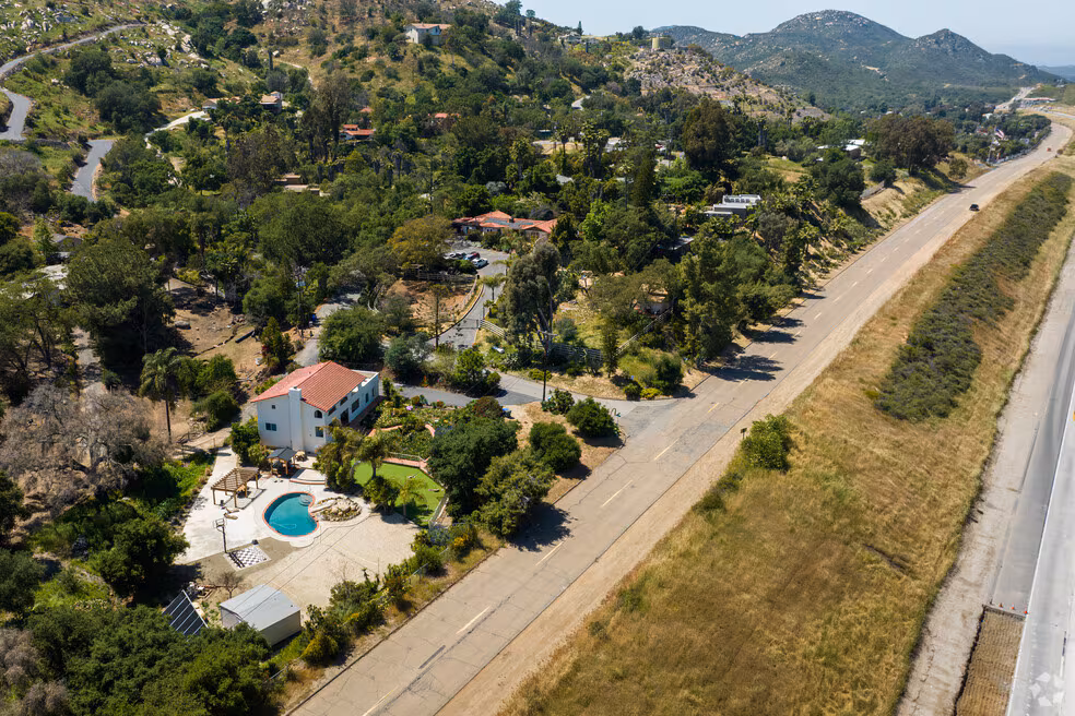 Mesa Rock, Escondido, CA