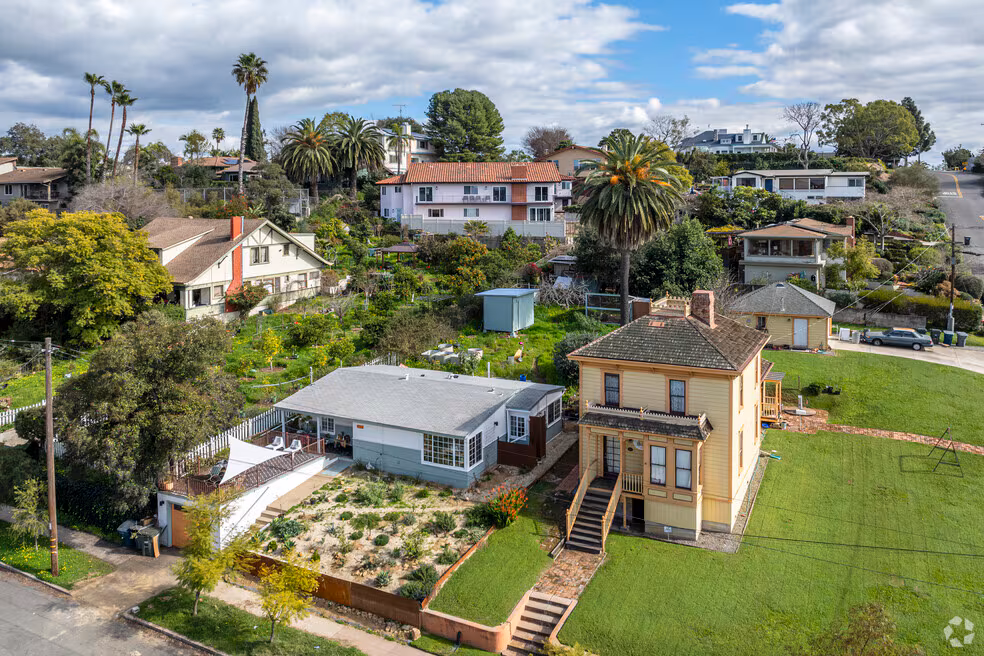 Central Escondido, Escondido, CA