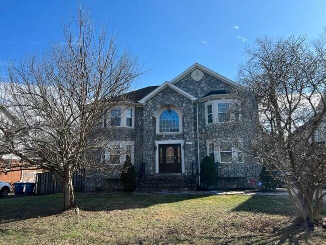 Salona Village, McLean, VA