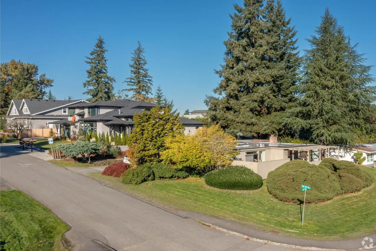 Woodridge, Bellevue, WA