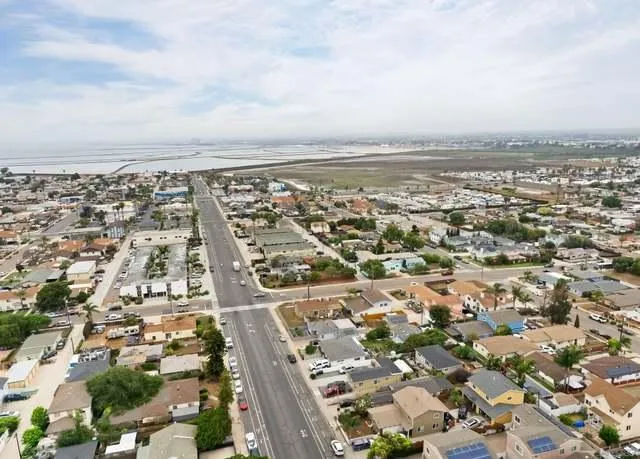 Shelltown, San Diego, CA