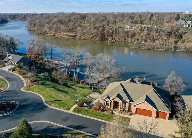 River Drive, Appleton, WI