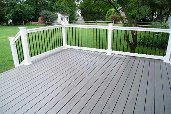 Gray composite deck by Wyatt Built in Mooresville NC