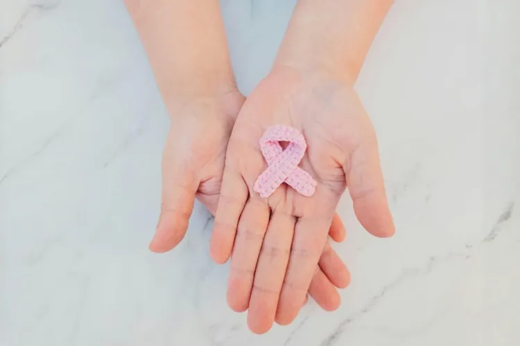 THE 12 NATURAL ANTI-CANCER COMPOUNDS