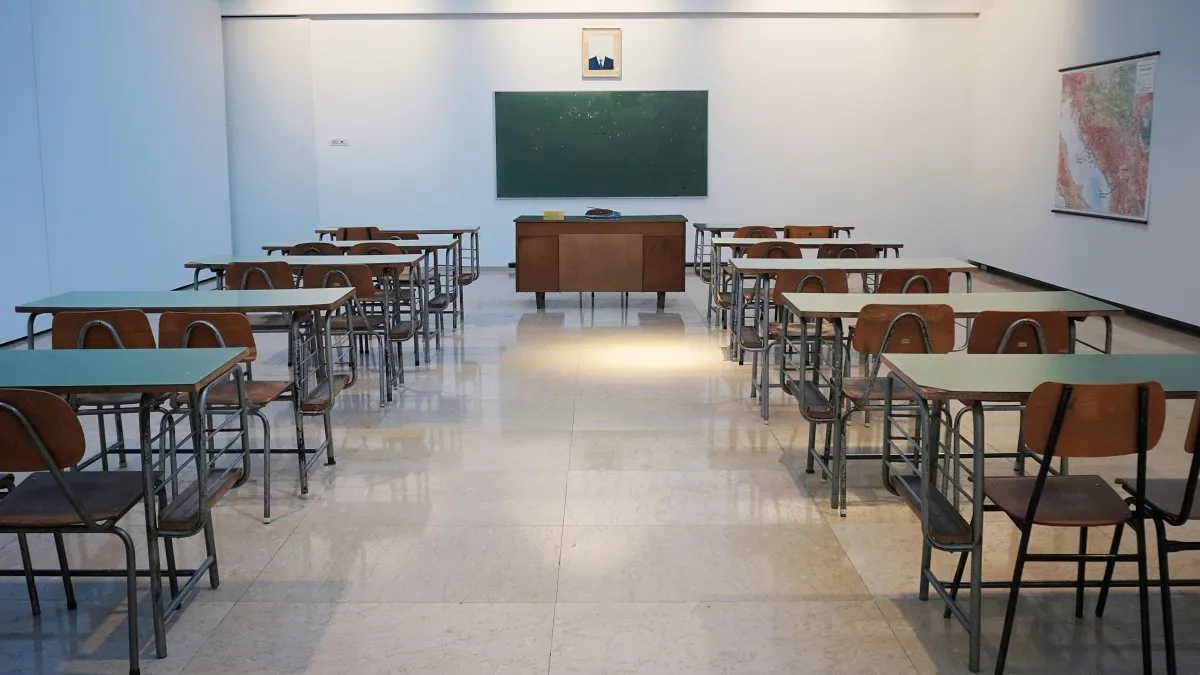 How to Use Correct Grammar in Speaking English Every Day