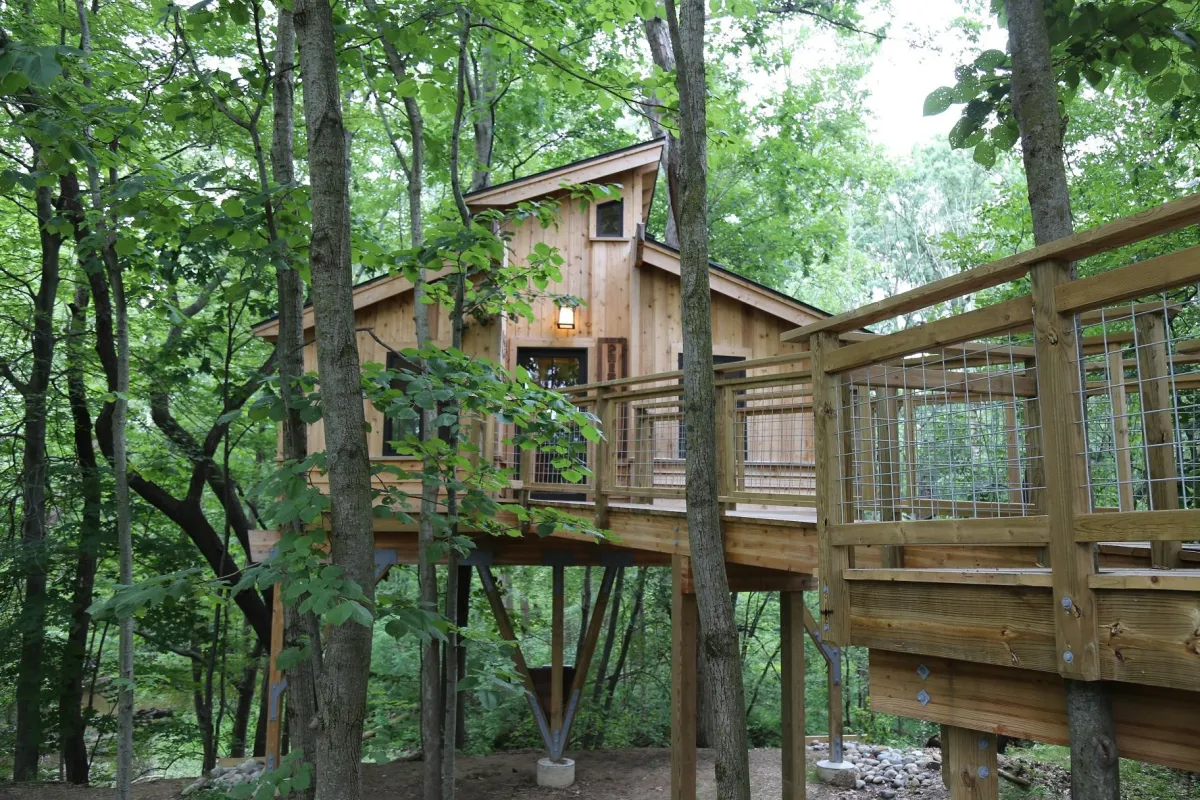Explore Nature and Tranquility at For-Mar Nature Preserve & Arboretum β Flint, MI with Caribo Rentals
