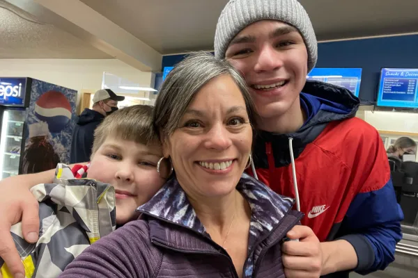 mom with children