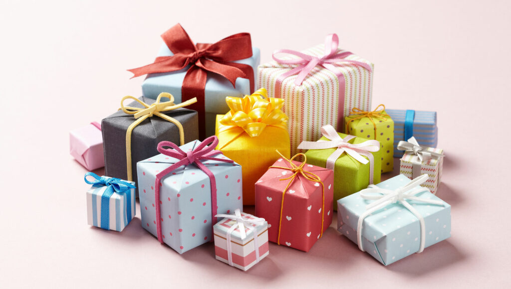 The Ultimate Gift Guide for Online Business Entrepreneurs (2025 Edition)