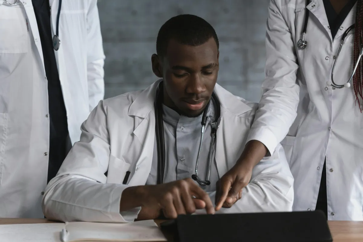 Your Medspa’s Secret Weapon: How AI Handles What Your Team Can’t