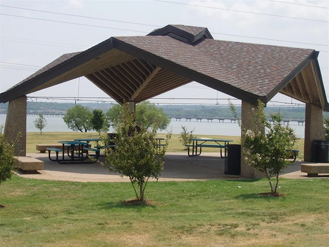 Sunset Vibes & Lakeside Chill at Mountain Creek Lake Park Pavilion