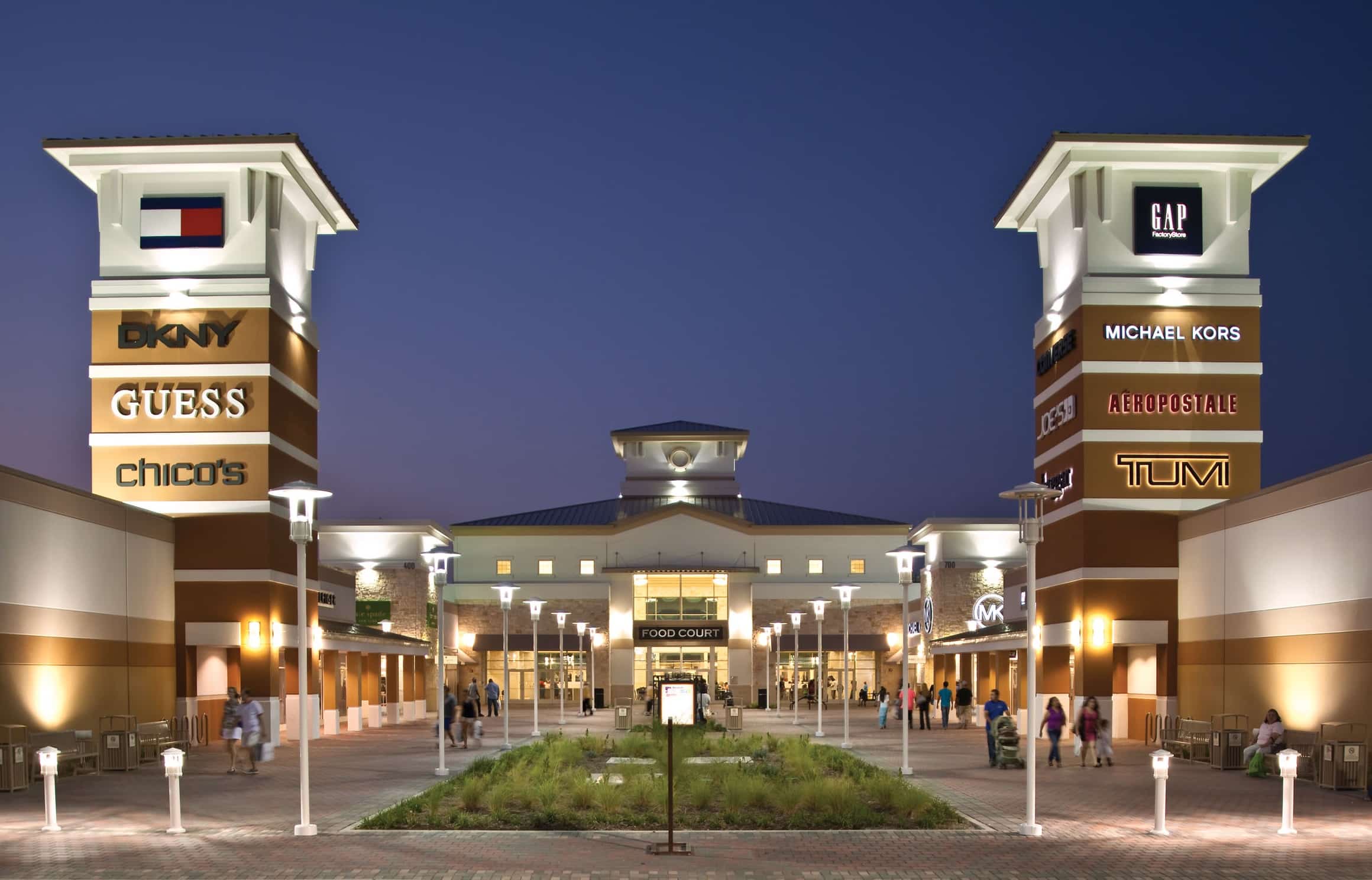 Shop ‘Til You Drop at Grand Prairie Premium Outlets 🛍️💸 (Grand Prairie, TX)