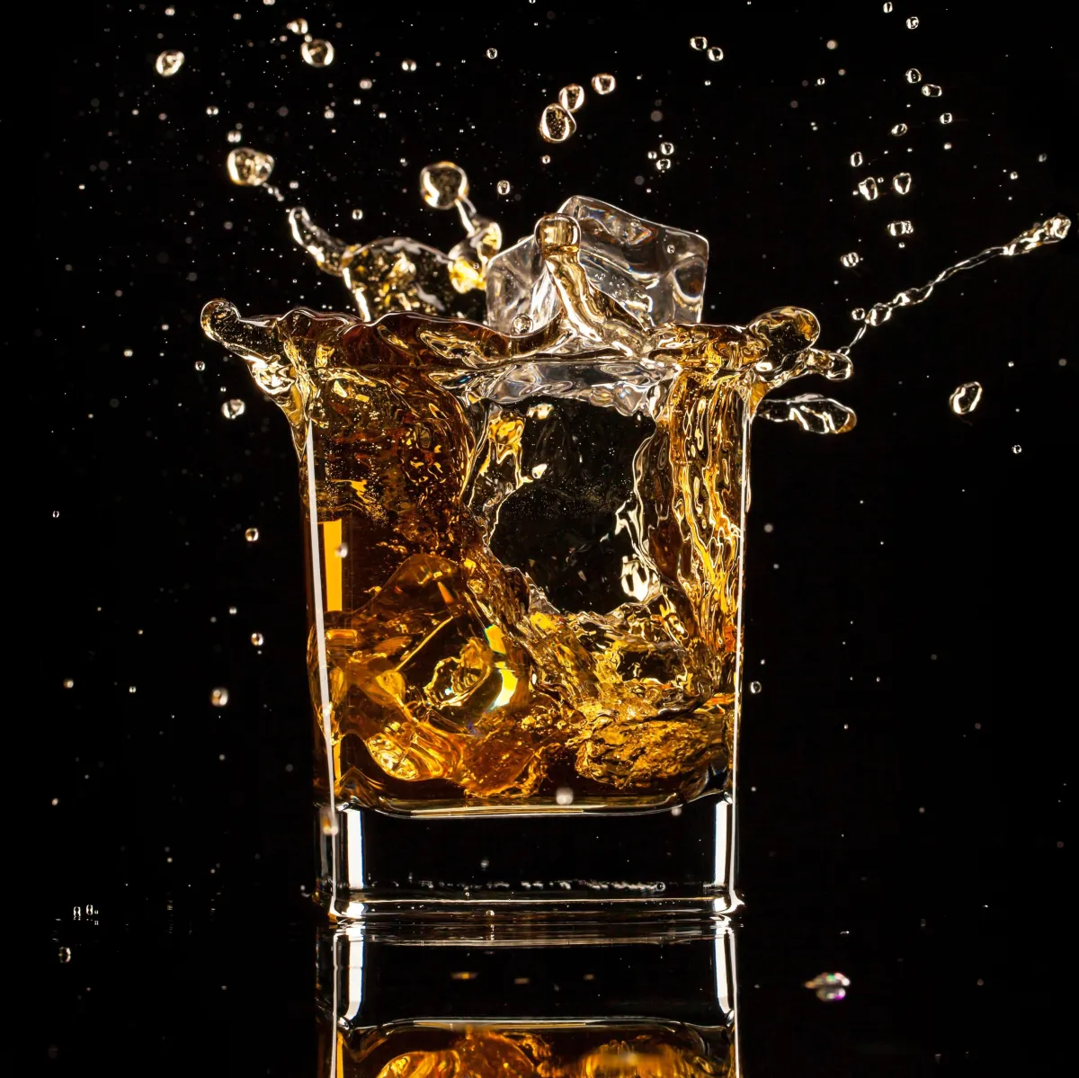 Whiskey vs Whisky: The Origins of the Spellings