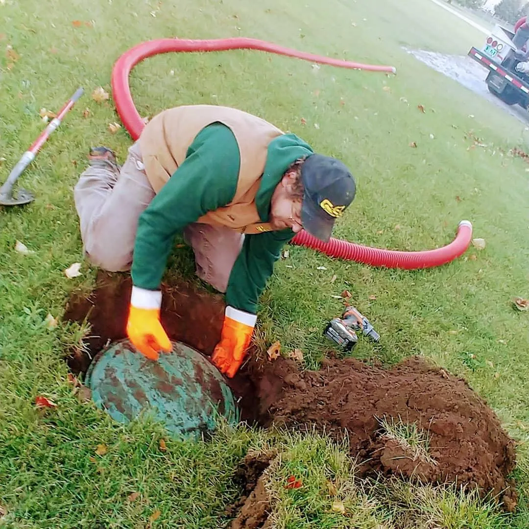 septic pumping