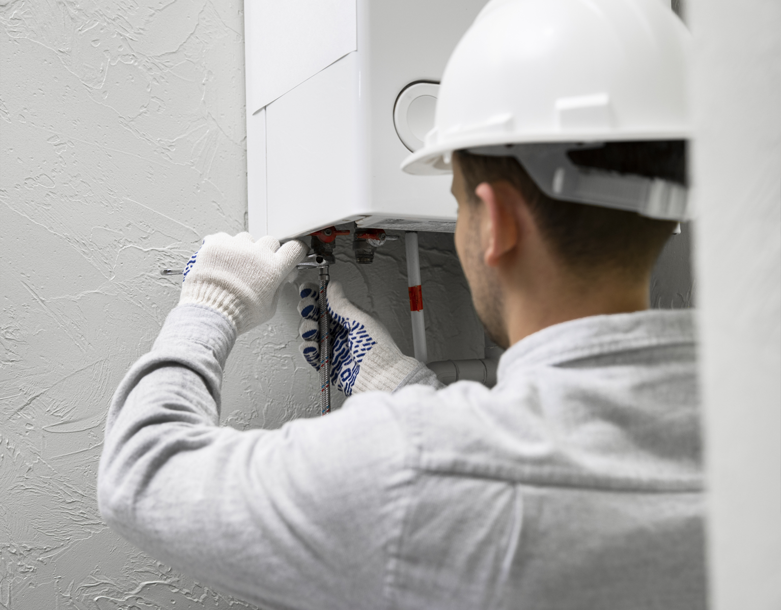 Tank vs Tankless Water Heaters: Which Is Right for Your Stafford Home