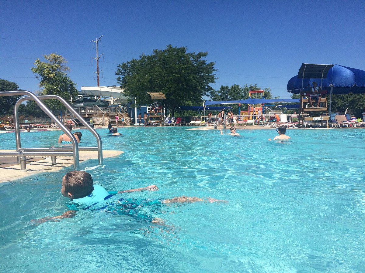 Splash Country Water Park | Aurora, IL – Your Ultimate Summer Fun Spot