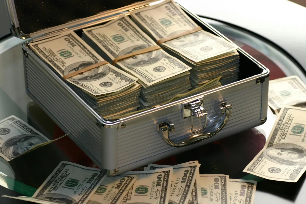 save money by refinancing