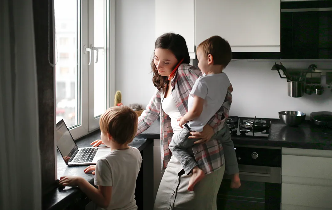 5 Ways For Moms To Better Work From Home