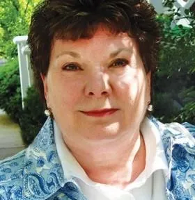 photo of artist Sharon Harms
