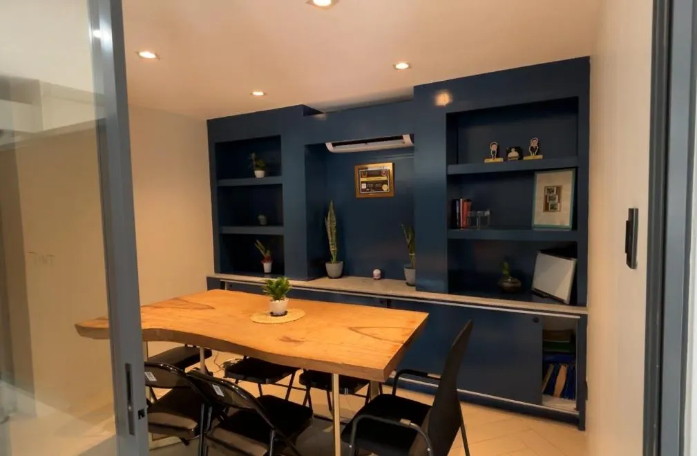 Upcloud Office Solutions & Co-Working Space 