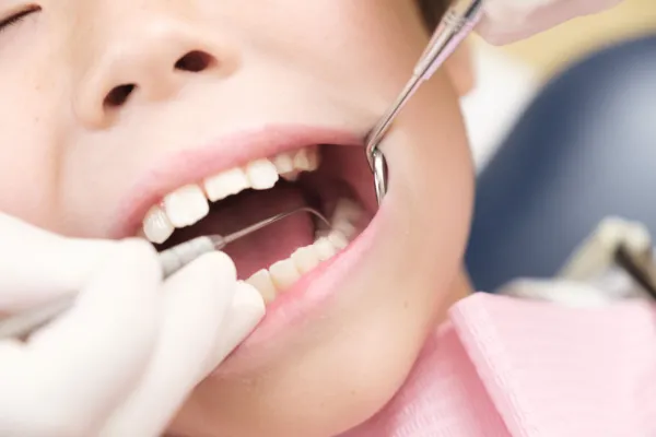 Signs of Dental Problems in Children and When to Consult a Pediatric Dentist