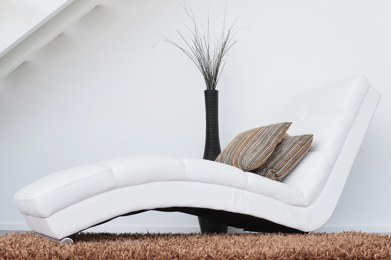 The Ultimate Guide to Cleaning and Stain Removal for Fabric Sofas