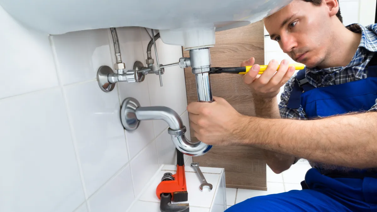 Plumber Mccomb MS