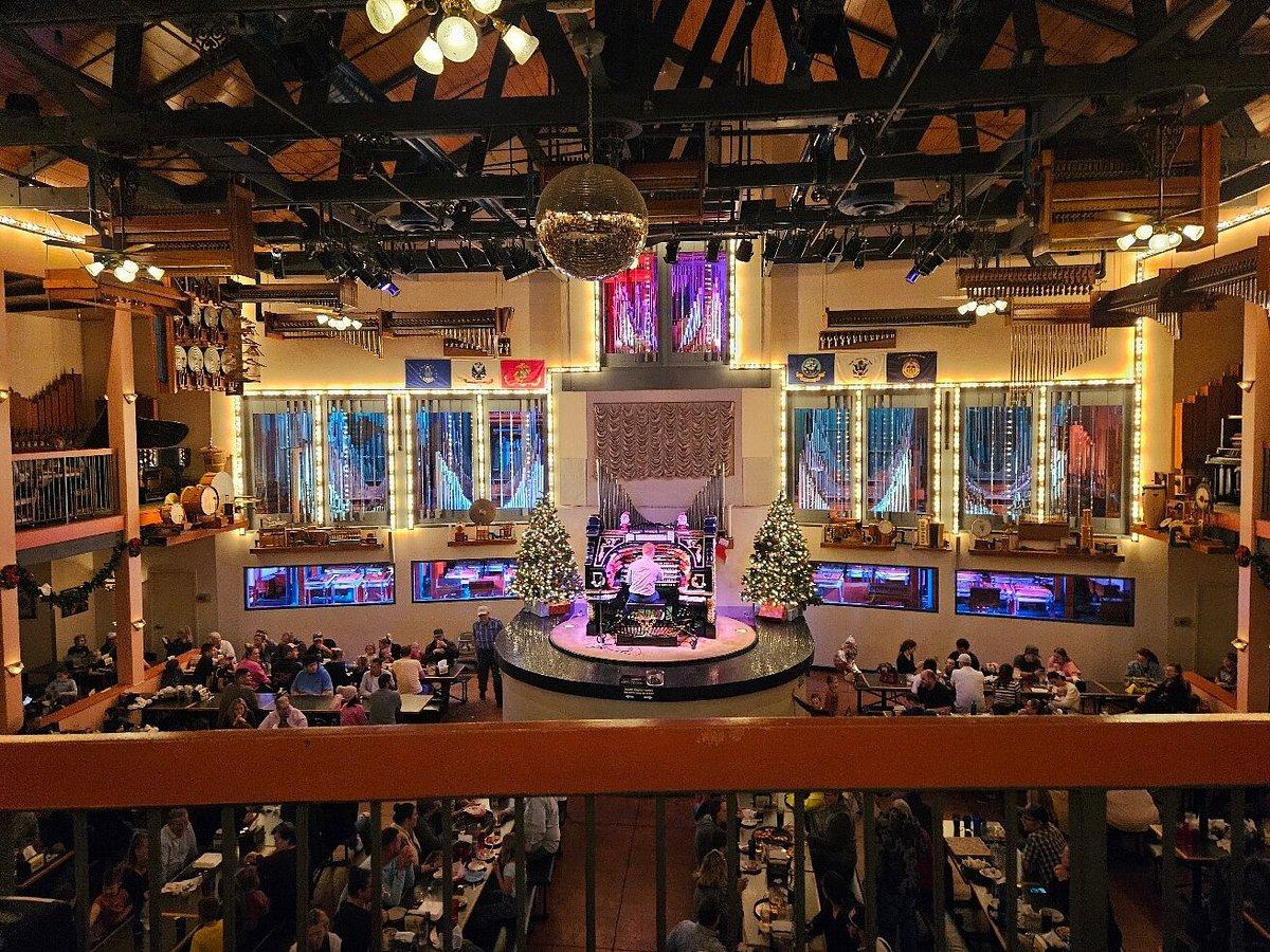 Experience Fun & Flavor at Organ Stop Pizza | Phoenix, AZ