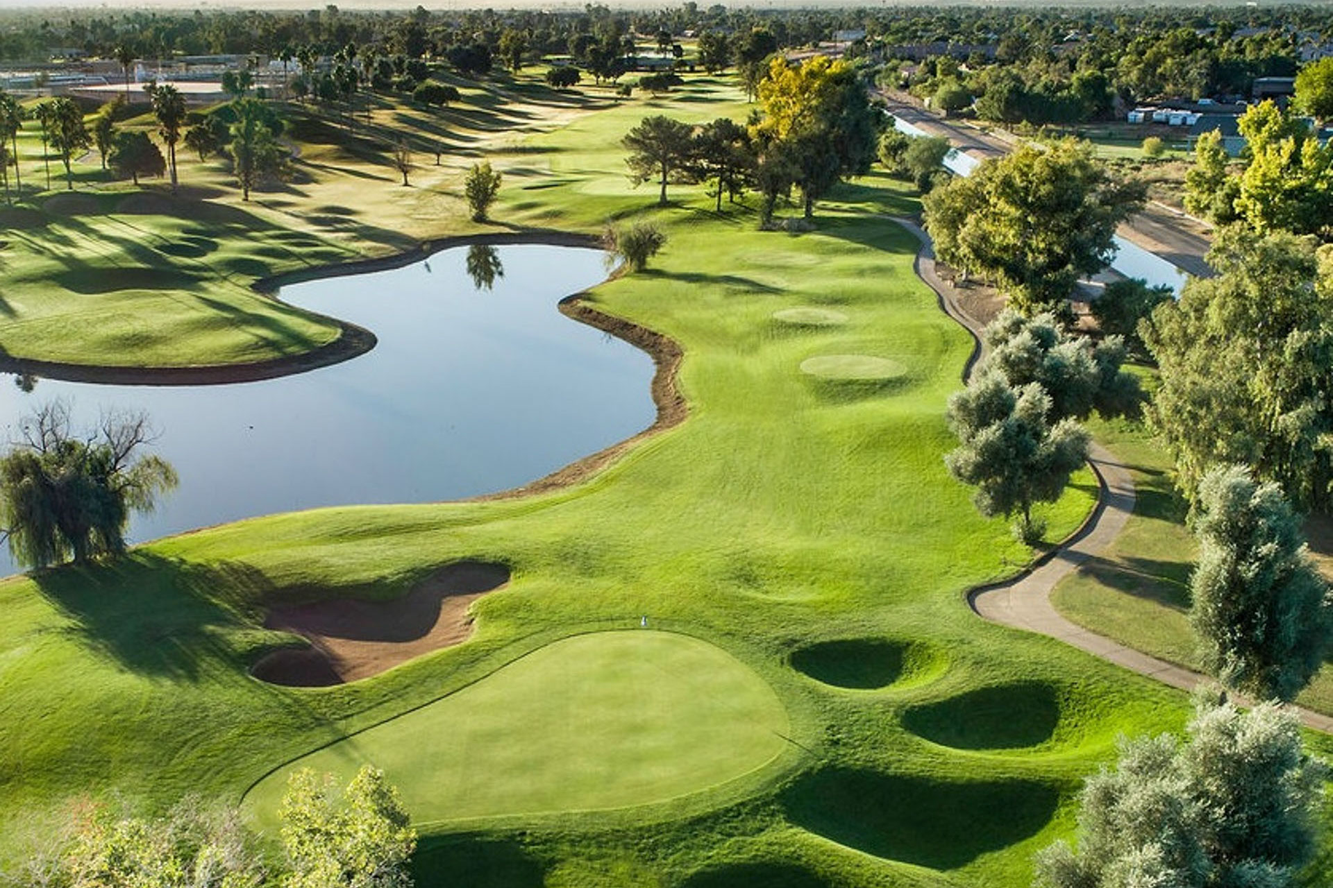  Swing Into Paradise: Experience Superstition Springs Golf Club Like Never Before 