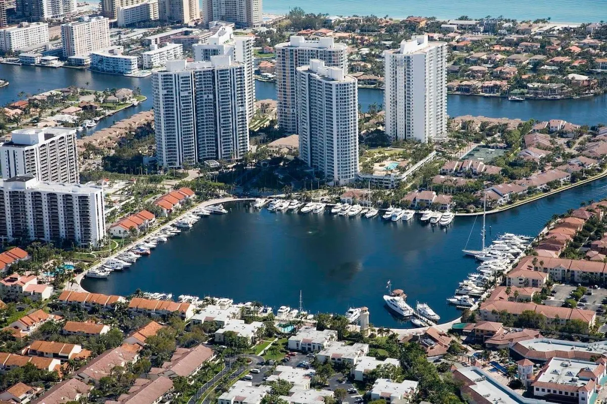Descubre la zona más exclusiva para invertir en Miami | Aventura, Florida
