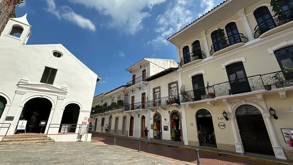 Passive rental income from Panama real estate