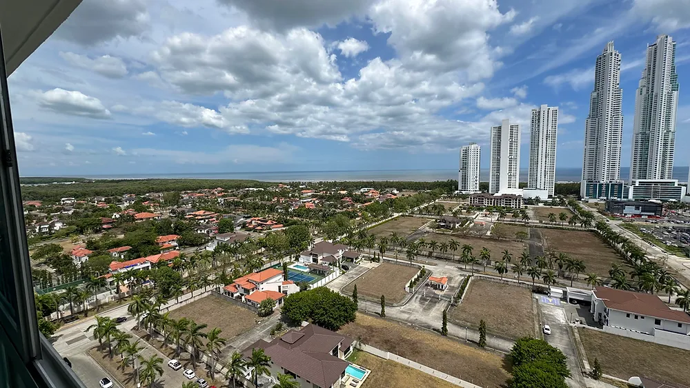 Panama City neighborhoods and skyline