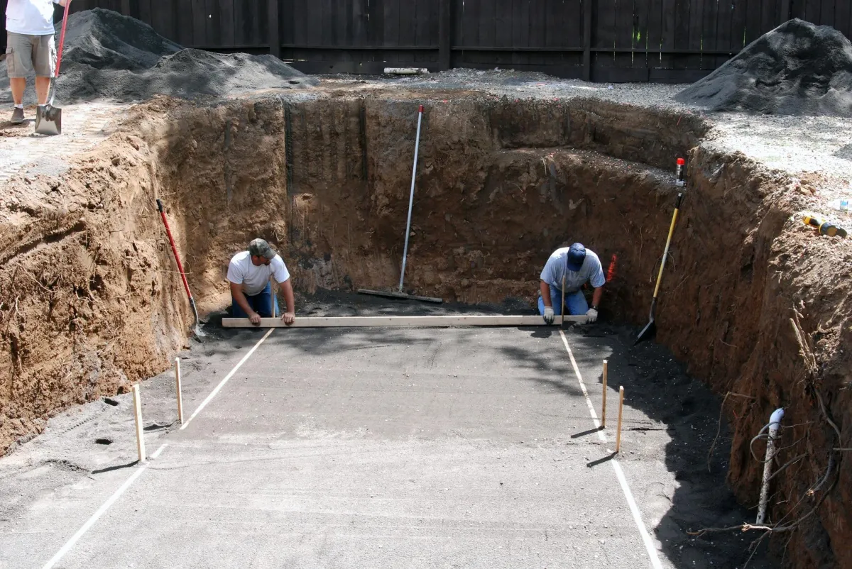 How to Plan Your Pool Build Around Ontario’s Seasonal Weather and Permitting Rules