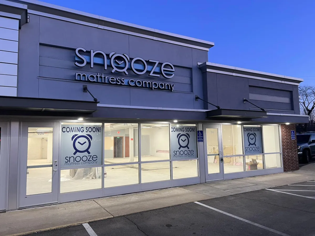 Minneapolis Snooze Mattress Company location.