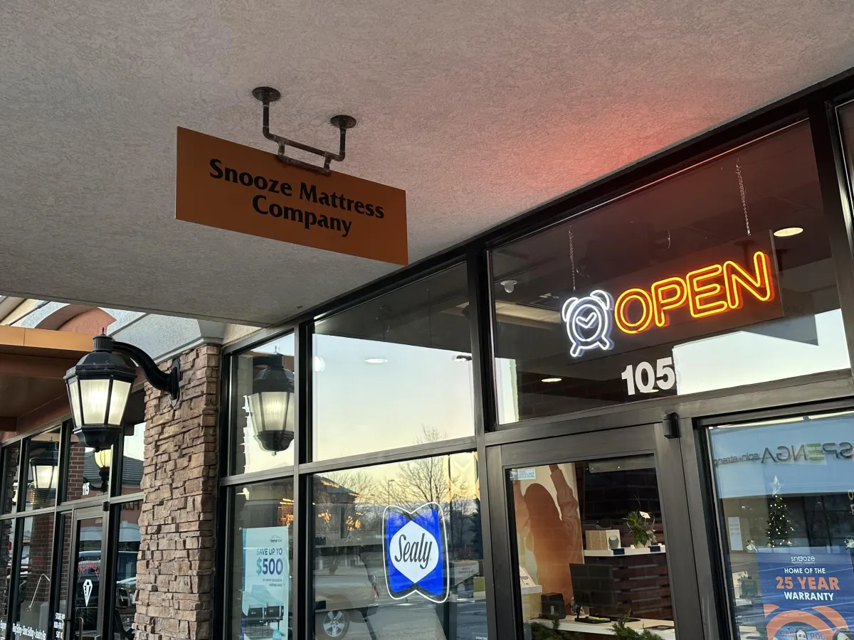 Storefront of Snooze Mattress Co in Omaha, NE